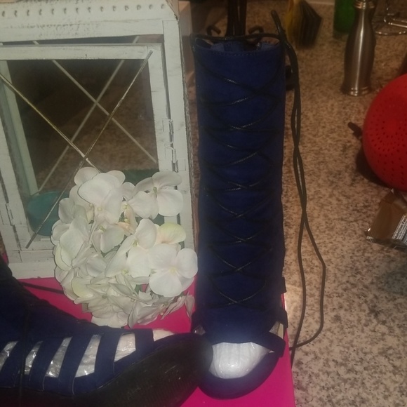 Booties - Picture 3 of 4